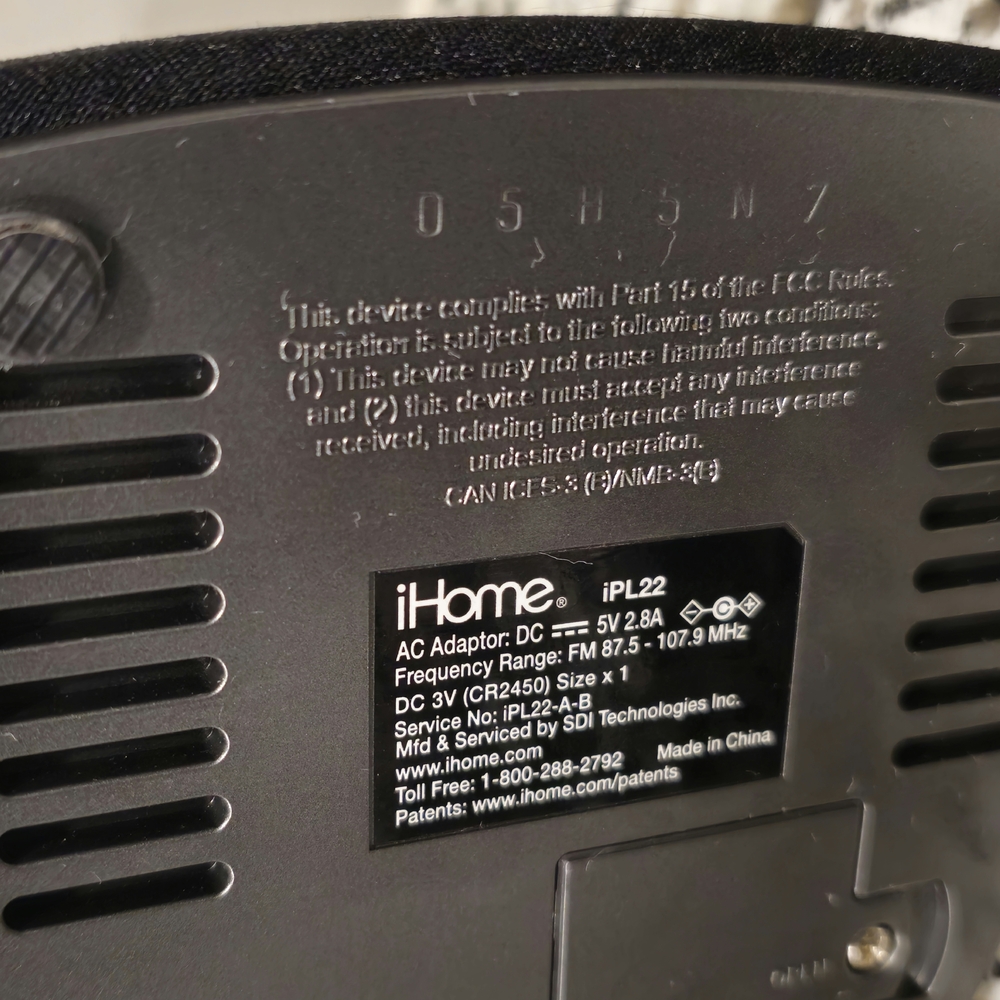 iHome IPL22 - Picture 5 of 6